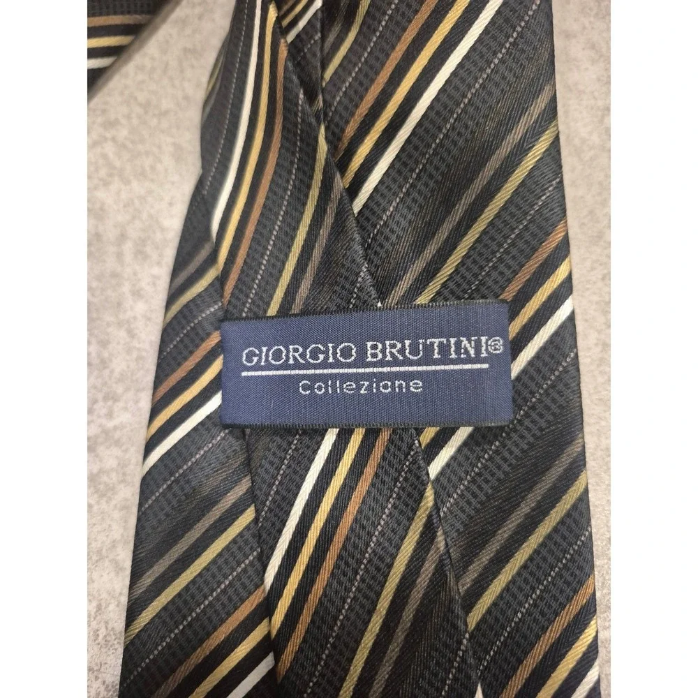 Giorgio Brutini Collezione Striped Silk Necktie‎ - Men's Fashion Accessory